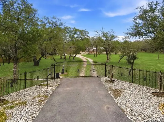 561 County Road 785, Natalia, TX 78059 - #1