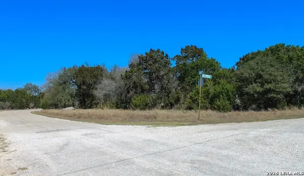 0 Park, Bandera, TX 78003