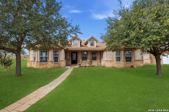 370 Alberts Ln, Somerset, TX 78069 - #1