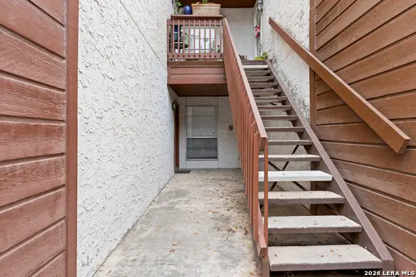 10527 Perrin Beitel Rd #C104, San Antonio, TX 78217