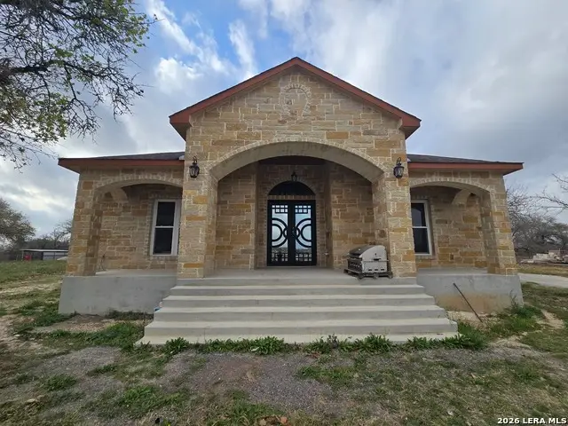 420 Highlands, Poteet, TX 78065 - #1