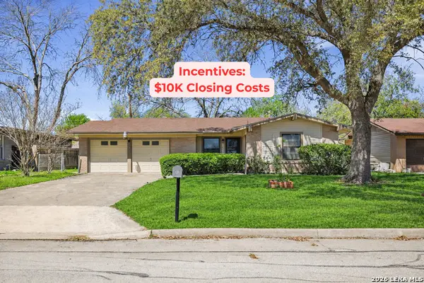 425 E Wright, Universal City, TX 78148