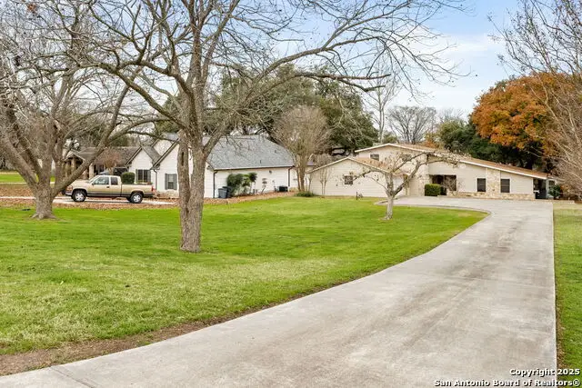 92 Turtle Ln, Seguin, TX 78155 - #2