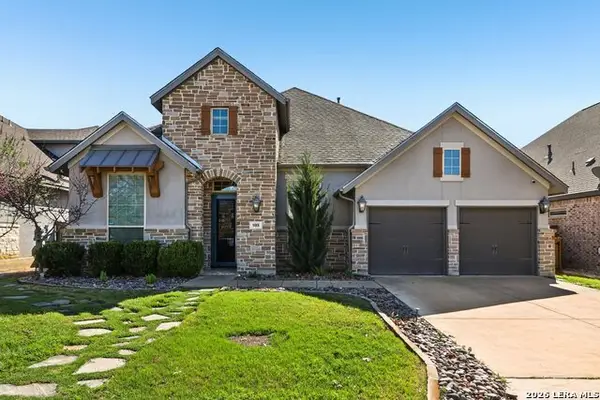 988 Carriage Loop, New Braunfels, TX 78132