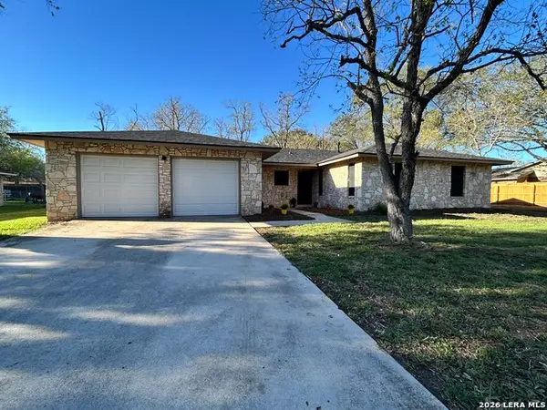 1634 Willow, Seguin, TX 78155