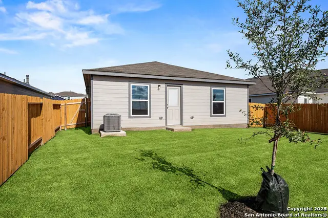 2838 Forsyth Canyon, San Antonio East, TX 78109 - #3
