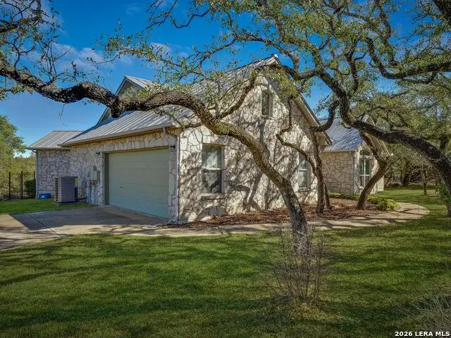 7807 Rocking Horse Ln, Boerne, TX 78015 - #3