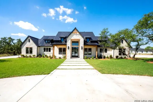 34793 High Gate Rd, Bulverde, TX 78163 - #1