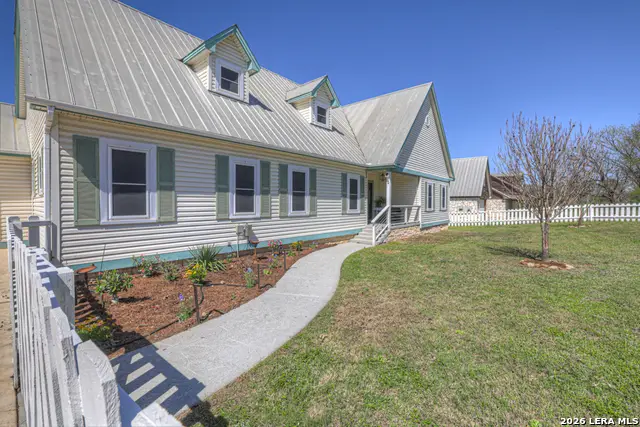 153 Sky Country, New Braunfels, TX 78132 - #2