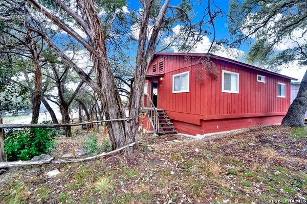 705 Shadyview, Canyon Lake, TX 78133