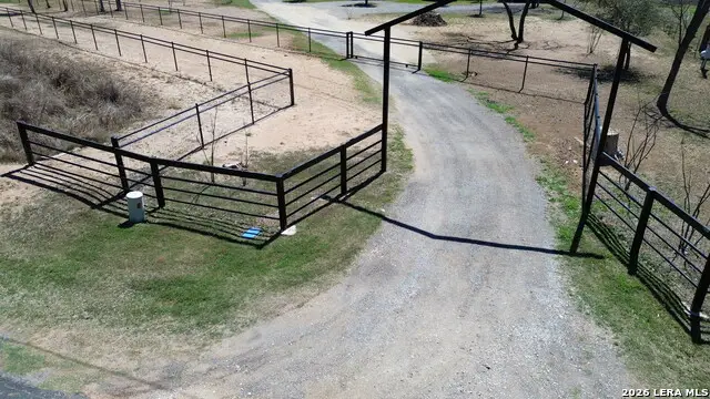 14398 Greenwood Rd, Lytle, TX 78002 - #2