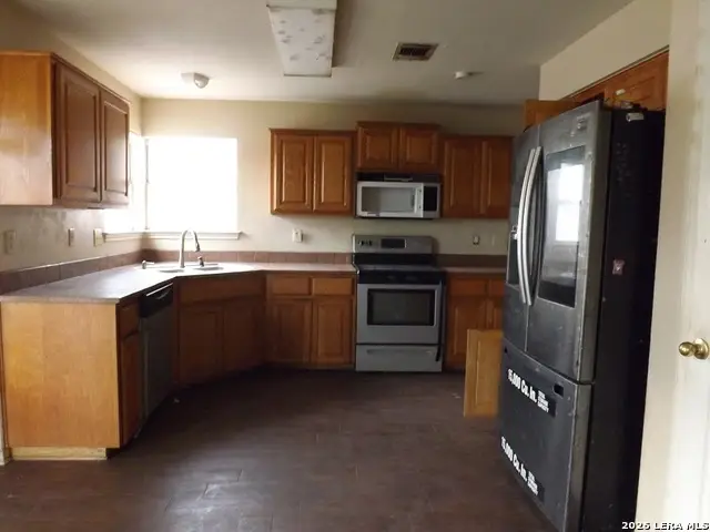 7110 Misty Ridge, Converse, TX 78109 - #2