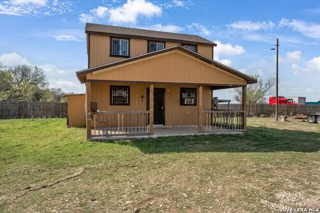 18883 Lagloria Rd, Elmendorf, TX 78112 - #3