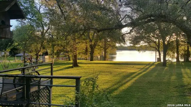 827 Schumanns Beach, New Braunfels, TX 78130 - #2
