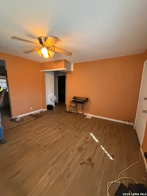 255 Compton, San Antonio, TX 78214 - #2