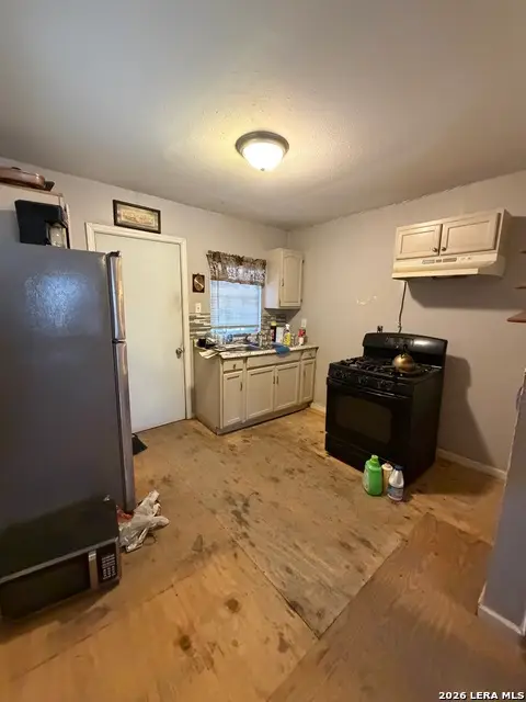 255 Compton, San Antonio, TX 78214 - #3