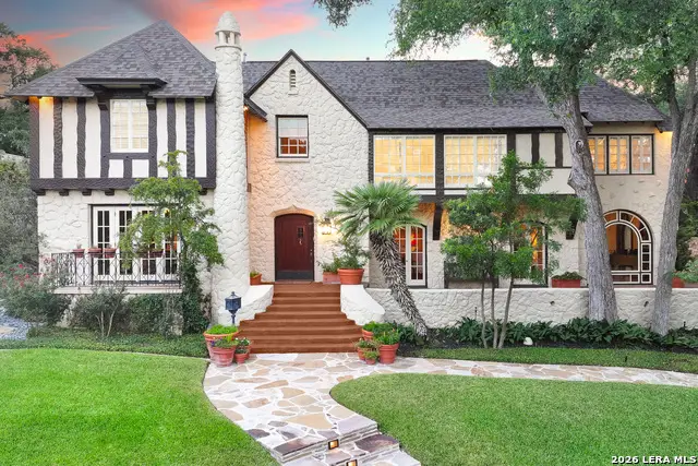 227 Devine Rd, Olmos Park, TX 78212 - #3