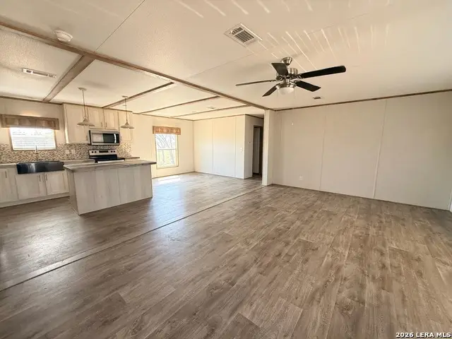 189 Viridian, Pleasanton, TX 78064 - #2