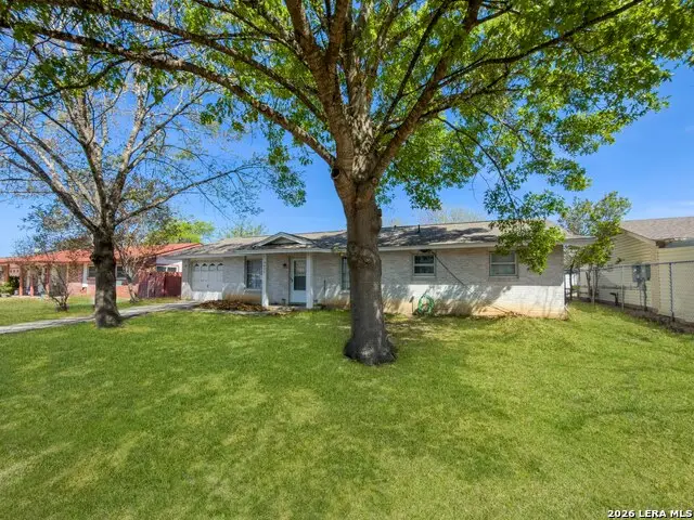 5839 Sandy Valley St, San Antonio, TX 78242 - #1