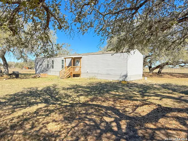 228 County Road 7711, Devine, TX 78016 - #2