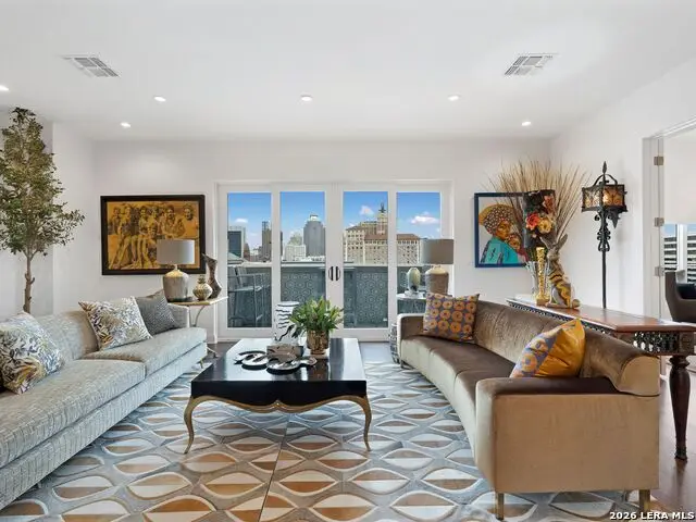 230 Dwyer Ave #701, San Antonio, TX 78204 - #1