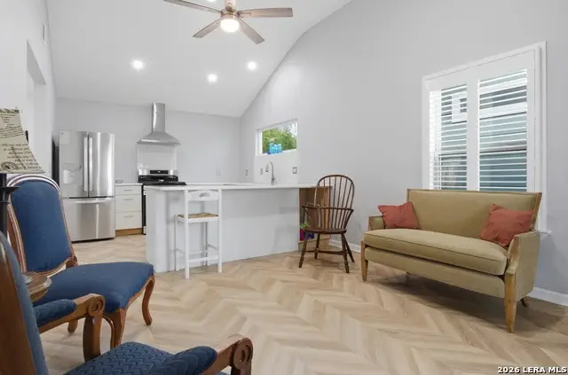 1210 Summit, San Antonio, TX 78201 - #3