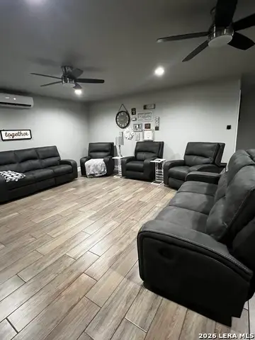 513 State Highway 123, Stockdale, TX 78160 - #2