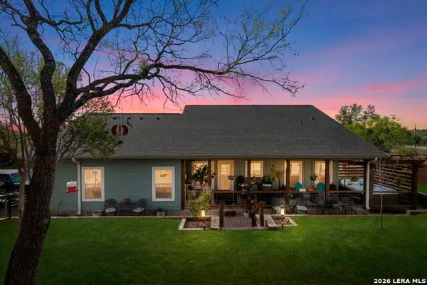 221 Sandy Mountain, Sunrise Beach, TX 78643