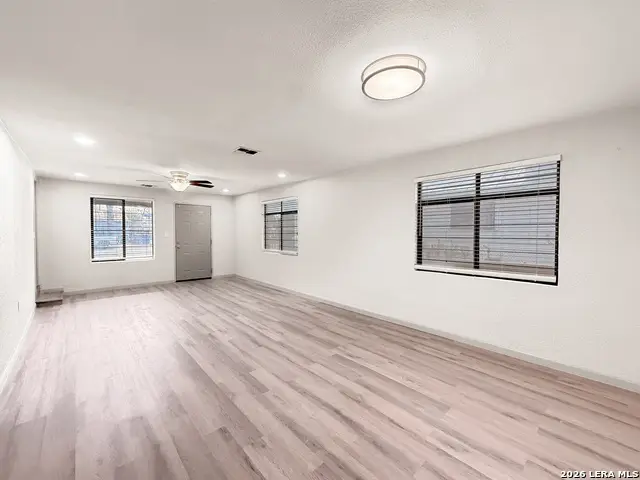 613 N Chupaderas, San Antonio, TX 78207 - #2