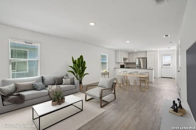 11819 Fading, Von Ormy, TX 78073 - #3