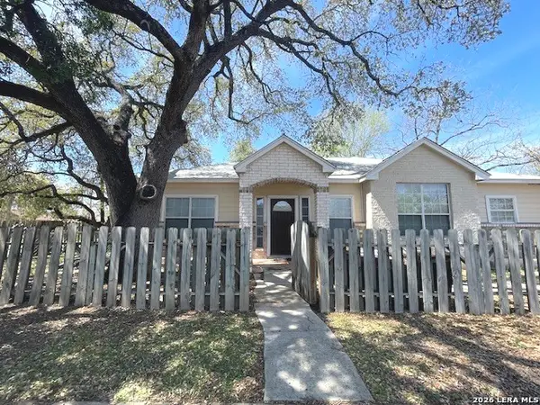 203 Aaron, San Antonio, TX 78221