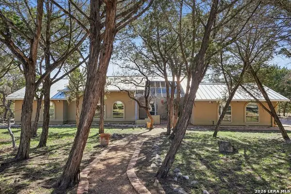 108 Brushy Drive, Ingram, TX 78025