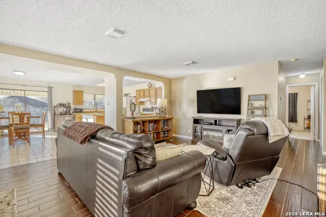 8102 Bent Meadow, Converse, TX 78109 - #3