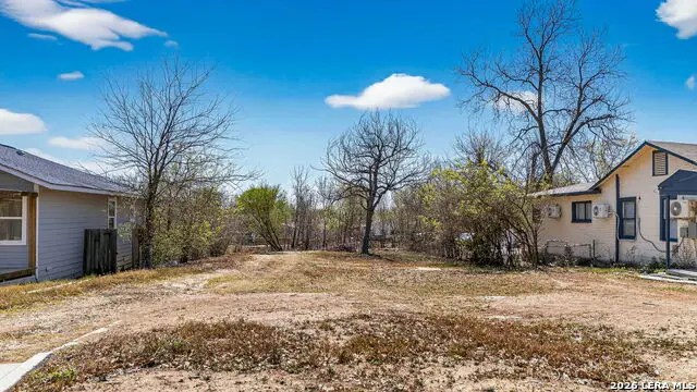 920 W Martin Luther King, San Antonio, TX 78203 - #3