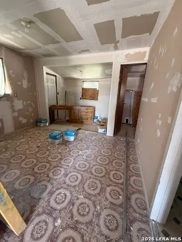 613 Vfw Blvd., San Antonio, TX 78214 - #3