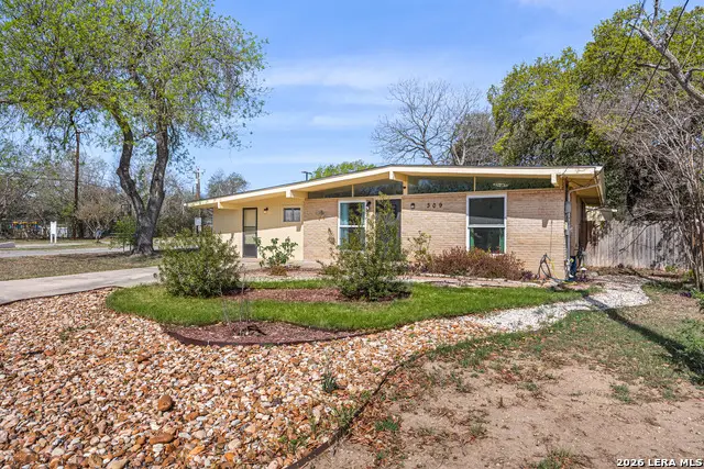 309 North Blvd, Universal City, TX 78148 - #3