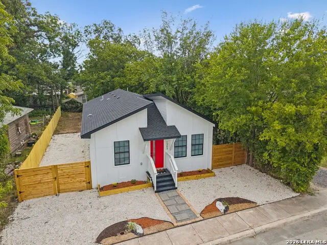 1722 W Ridgewood Ct, San Antonio, TX 78201 - #3