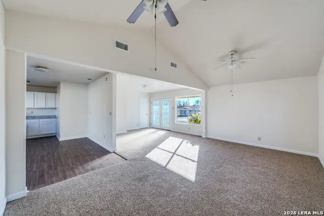 827 Horseshoe, Universal City, TX 78148 - #3