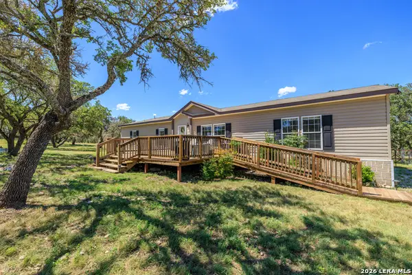 429 Spanish Oak, Harper, TX 78631