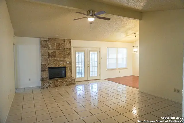 189 Meadowland, Universal City, TX 78148 - #2