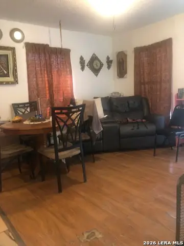 454 Blue Bonnet, San Antonio, TX 78202 - #3