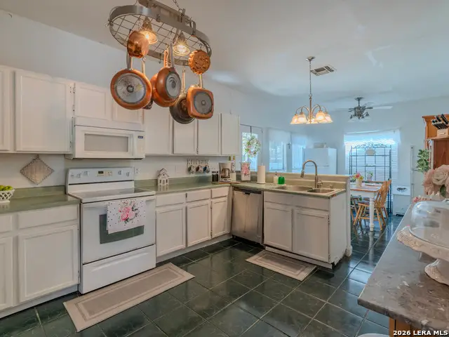 13134 Burgundy Pt, San Antonio, TX 78217 - #3