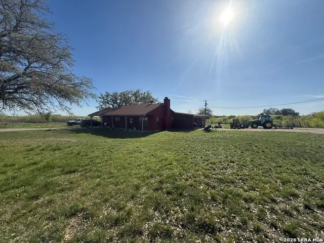 1155 Jones, Kingsbury, TX 78638 - #2