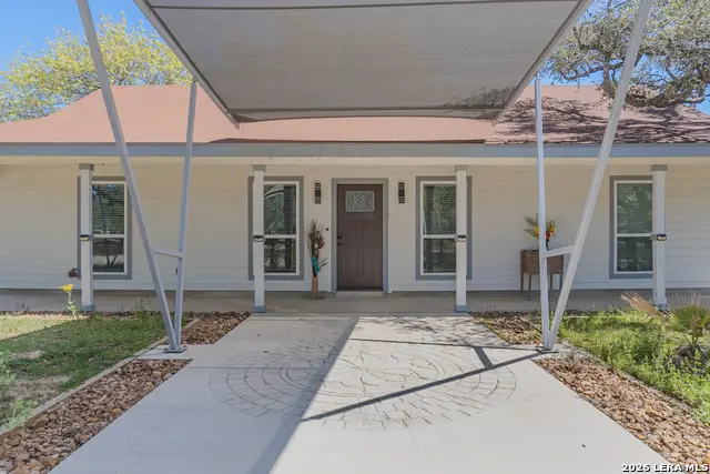 311 Governors, Floresville, TX 78114 - #3