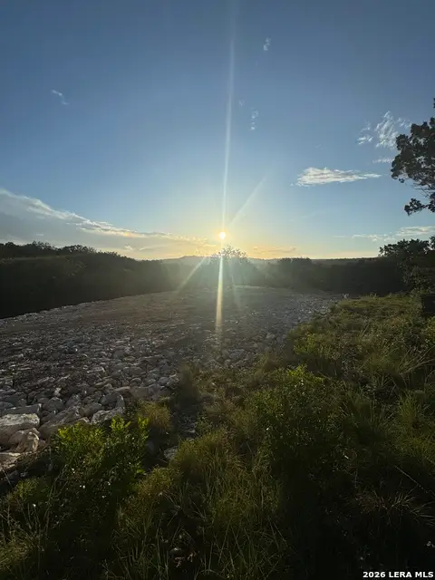 322 County Road 2481, Hondo, TX 78861 - #1