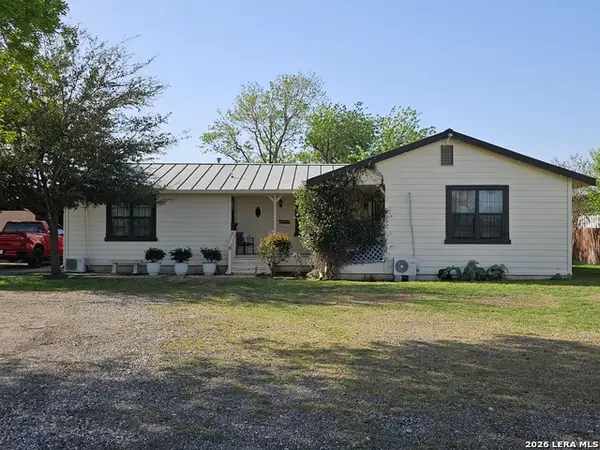 5820 S Loop 1604, Von Ormy, TX 78073