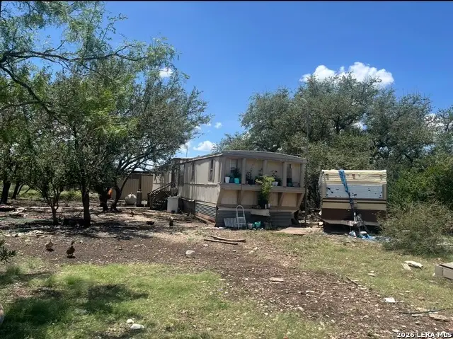 22 N Deer Valley Rd, Uvalde, TX 78801 - #2
