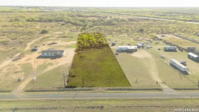 250 Foster, Pleasanton, TX 78064 - #3