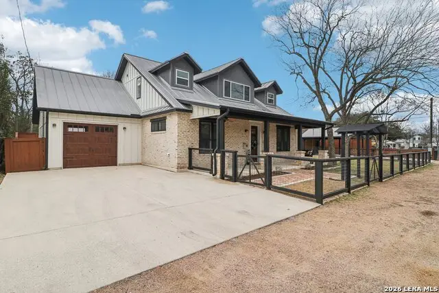 115 E Evergreen, Boerne, TX 78006 - #3