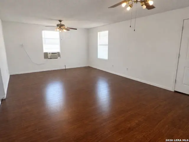 217 N Park Avenue, Karnes City, TX 78118 - #3